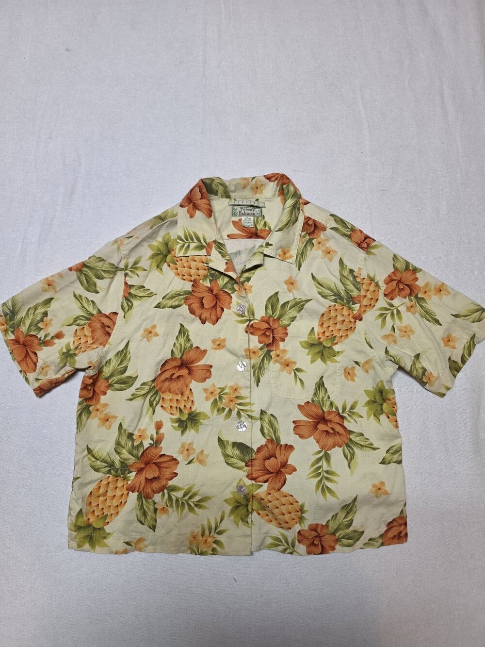 Tommy Bahama Women's Silk Stretch Hawaiian Floral Pineapple Button Shirt Size M